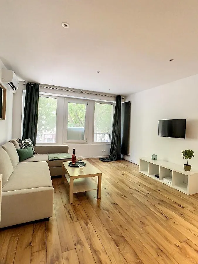 Studio Hyper Centre Gare Vieil Antibes Mer 2Pers Apartment 0*,  France