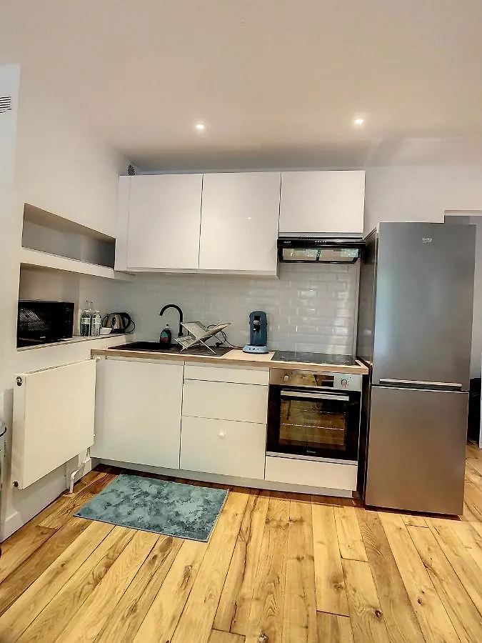 Studio Hyper Centre Gare Vieil Antibes Mer 2Pers Apartment