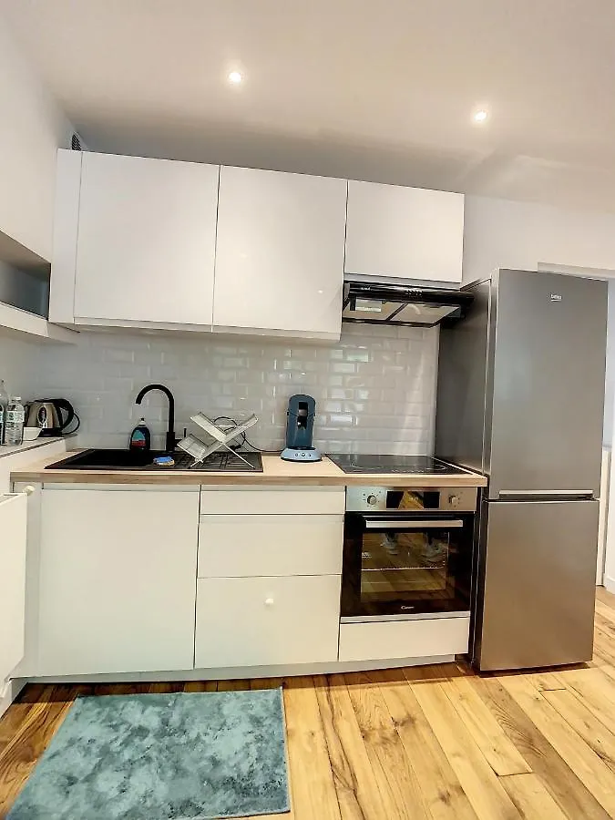 Studio Hyper Centre Gare Vieil Antibes Mer 2Pers Apartment 0*,  France